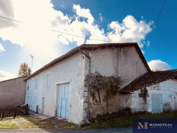 MAISON DE CAMPAGNE A RENOVER AVEC DEPENDANCES