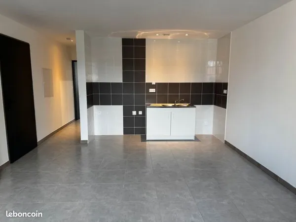 Appartement à louer Ales 48m2 P2 récent
