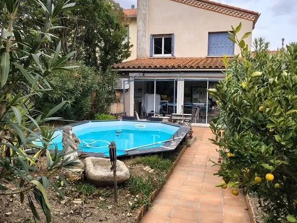 Maison Céret 5 minutes à pied du centre ville