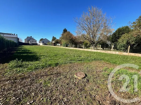 Terrain 645 m²