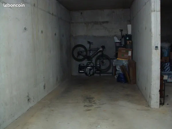 Box/Garage