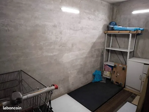 📦 Cave / Box / Stockage sécurisé 6m² (14m3) - Paris 18 - Pied du métro Pte de la Chapelle (L12)