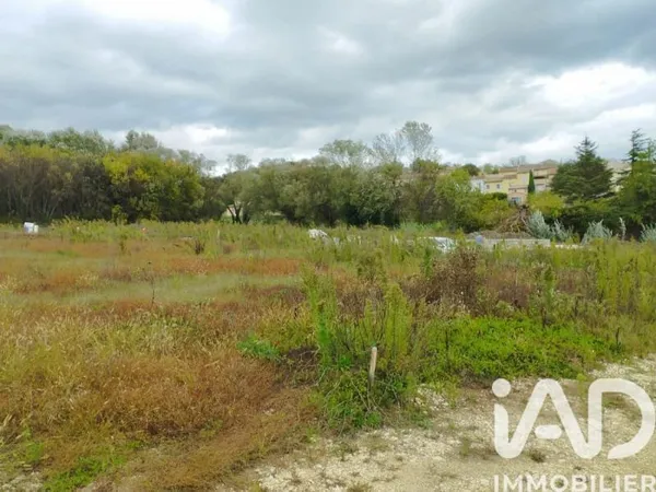 Terrain 400 m²