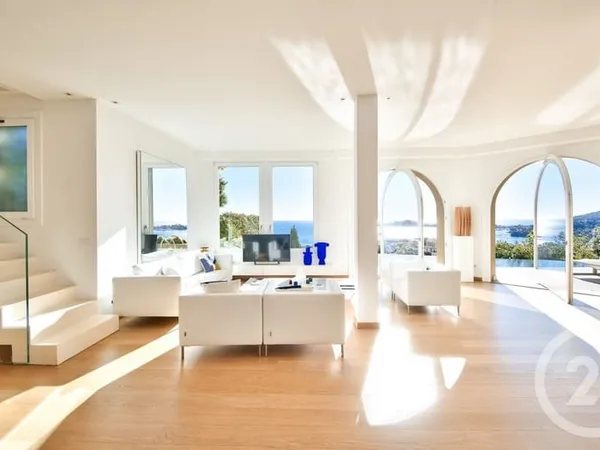 Maison 5 pièces 175 m²