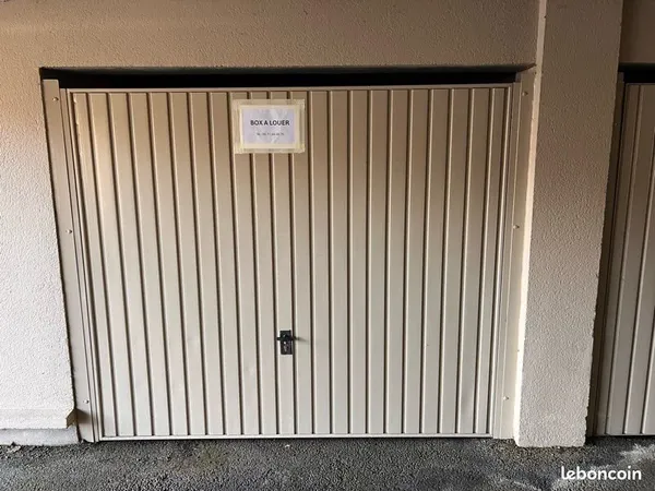 Box, garage fermé 15m2