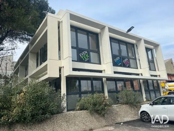 Location Bureaux 75 m²