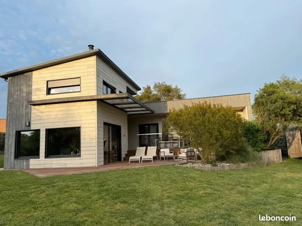 MAISON D'ARCHITECTE BOIS - 150 m² - SANS VIS-À-VIS - TERRAIN 1 191 m² - LUMIÈRE & NATURE