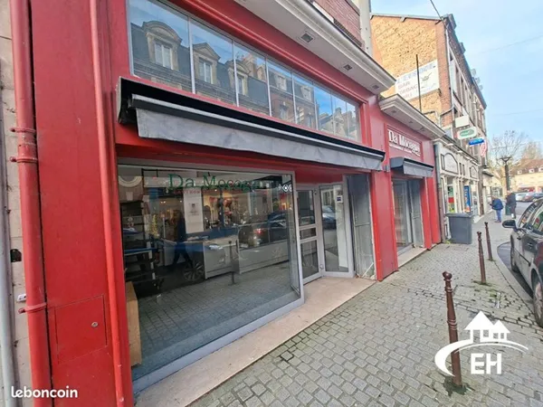 Local 4 pièces 80 m²