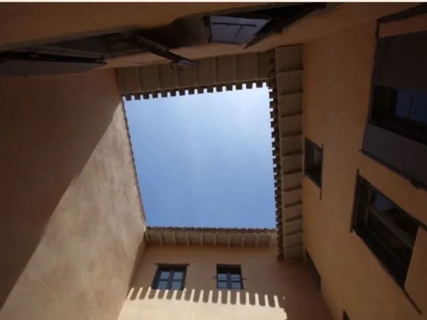 Immeuble de rapport au pied de la cité de Carcassonne