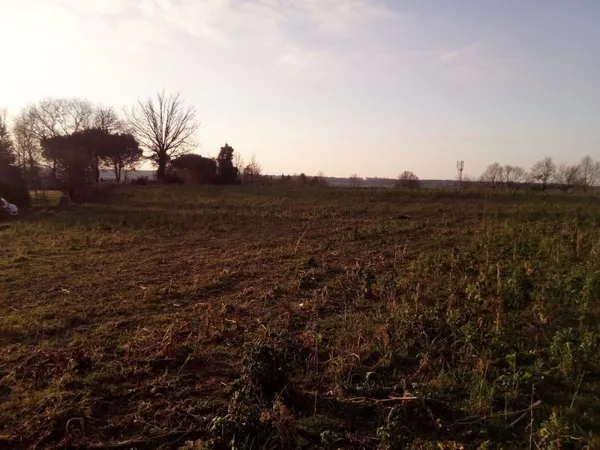 3 Terrains constructibles à partir de 15000 €