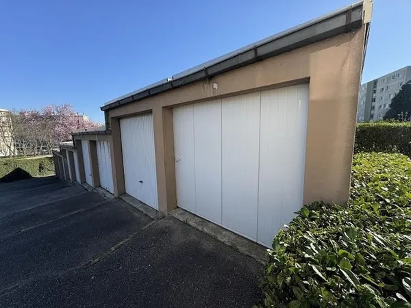 Parking 13 m²