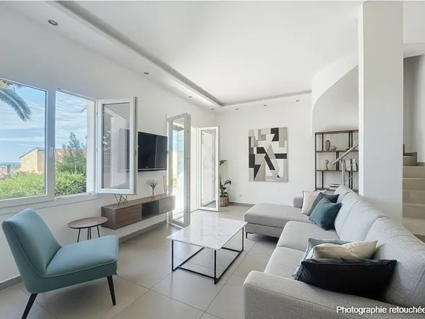 A vendre - Maison 4 pièces avec jardin et accès piscine à Mougins