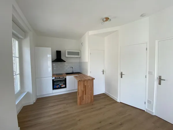 A louer Appartement 2 pièces à Dinan - Entièrement refait à neuf