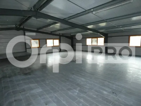 Bureaux 180 m²