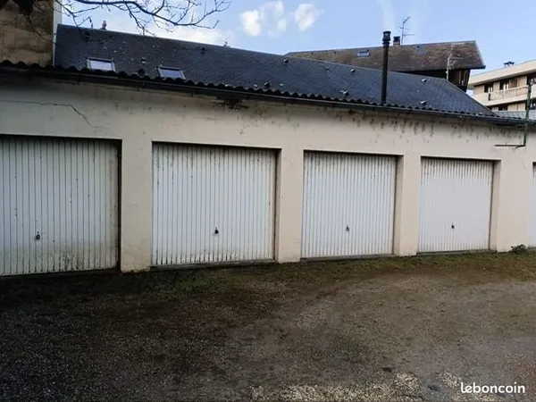 Location garage fermé Chambéry