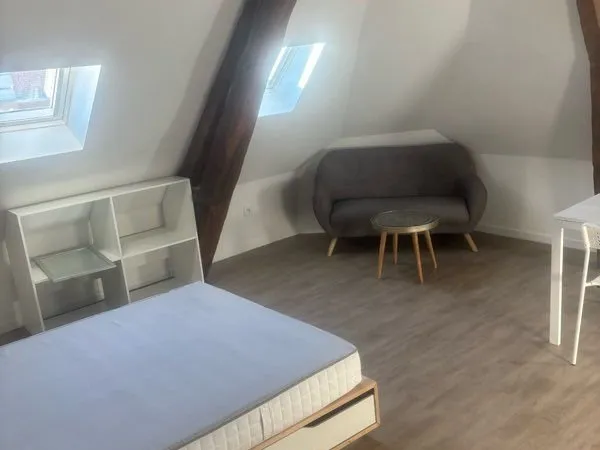 Studio meublé