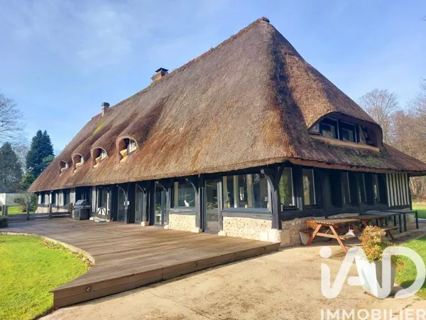Maison 9 pièces 385 m²