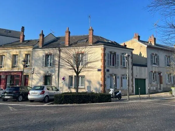 Immeuble 130 m²