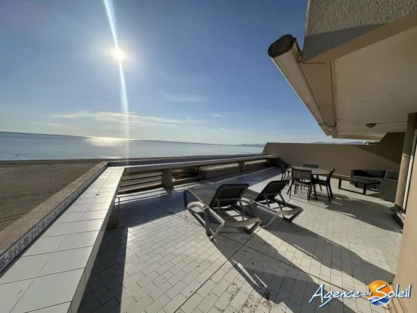 Produit rare à la vente! T3 avec terrasse de 68m² et parking