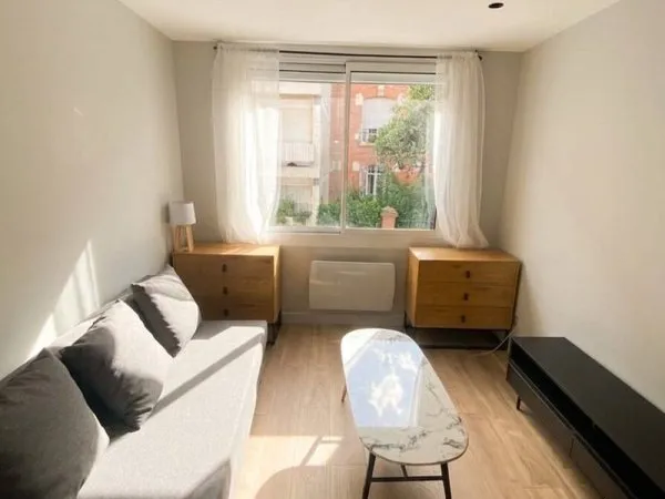 Studio 1 pièce 20 m²