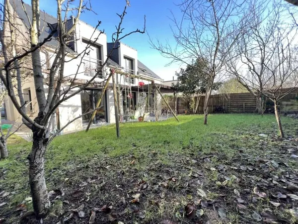 Maison 5 pièces 158 m²