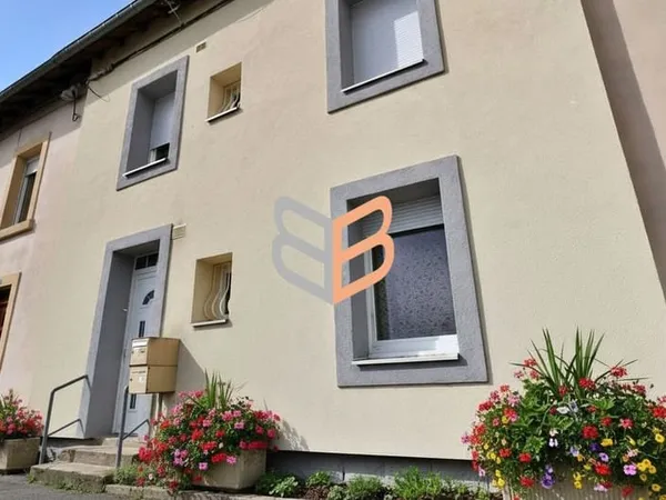 Ensemble immobilier avec beau potentiel sur la commune de Boulan