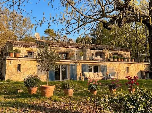 Maison 7 pièces 280 m²