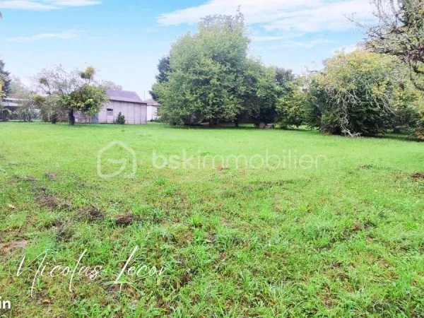 Terrain 2 210 m² Foecy