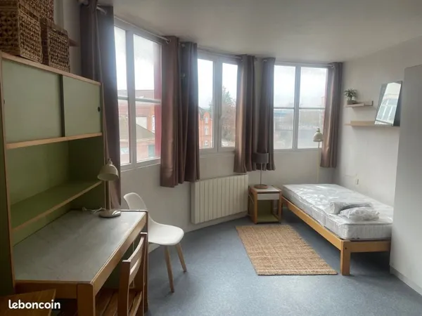 🏡 Studio meublé rénové - Lille Fives - 23 m² - 650 CC - Idéal étudiant
