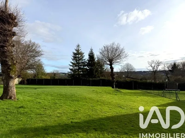 Terrain 732 m²