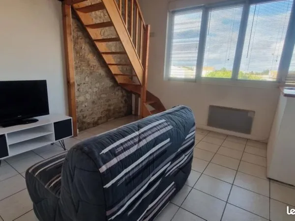 Studio avec mezzannine