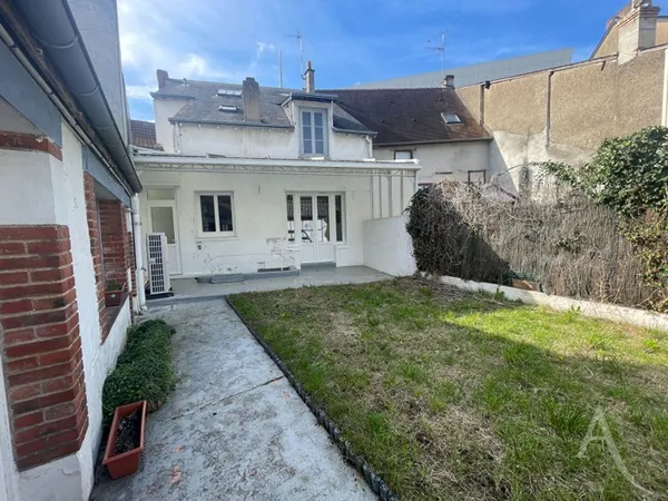 Maison de ville T4 avec garage et jardin - Hyper-centre CHTX