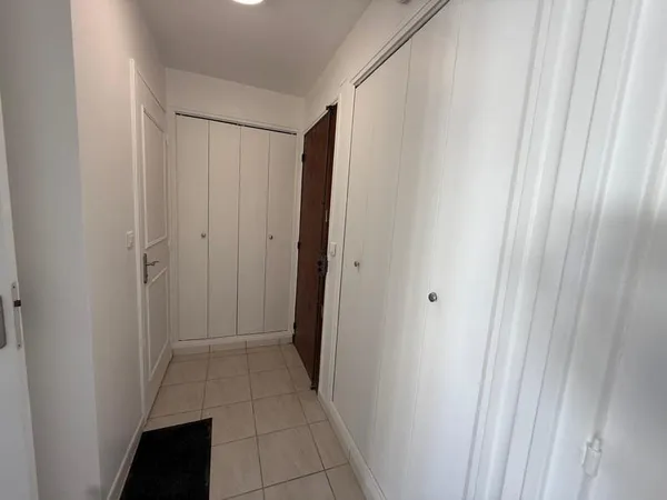 Charmant T2 de 43 m² en rez-de-chaussée - Rosny-sous-Bois, proche commodités