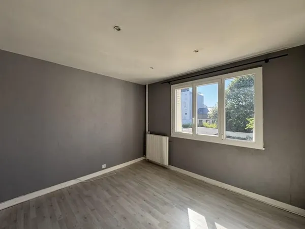 A LOUER - Agence GIBOIRE - Appartement T1 bis - RENNES STE THERESE