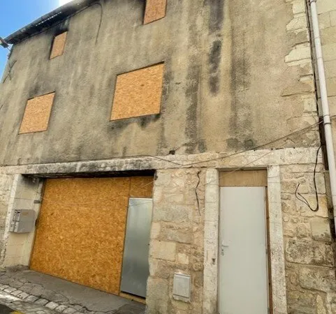 Immeuble 200 m²