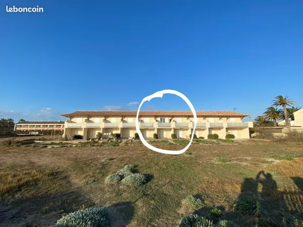 À VENDRE - Charmant studio en bord de mer 🌊