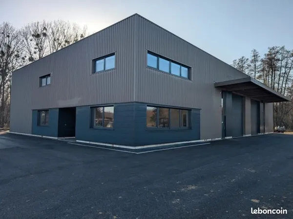 HALL STOCKAGE 220m² à louer à 67110 GUNDERSHOFFEN dans ZAC proche RD 1062