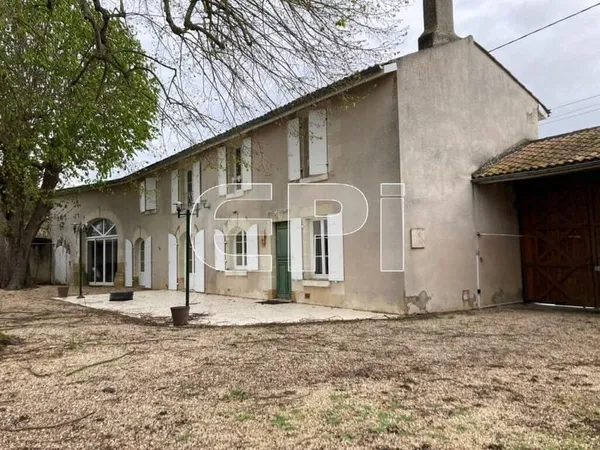 1/ maison style 'LONGERE' : RdC; cuisine, grand séjour-salon (6