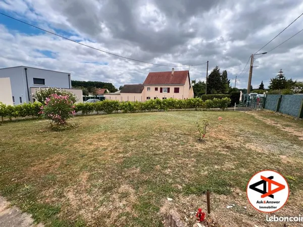 Terrain 568 m² MONNAIE