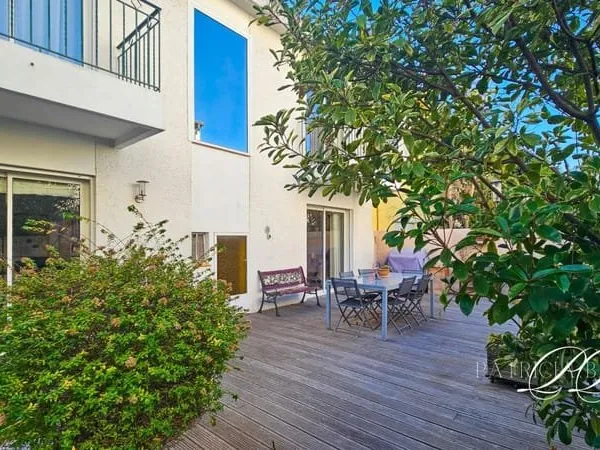 Maison de ville avec jardin et garage Perpignan 5 pièce(s)