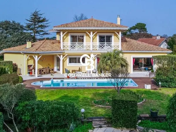 Villa d'Exception proche de la Plage Pereire : VILLA D'ENVIRON 250 M²