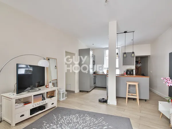 Appartement 4 pièces en rez-de-cour PARIS 15 - Professions libérales autorisées