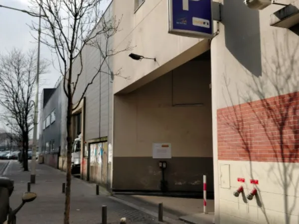 Parking 12 m²