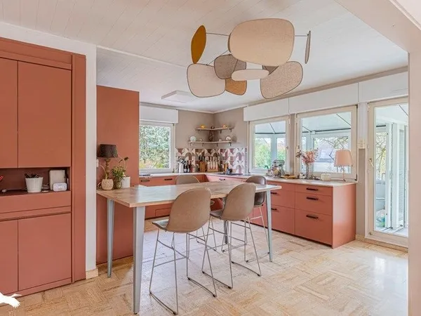 Maison 9 pièces 255 m²