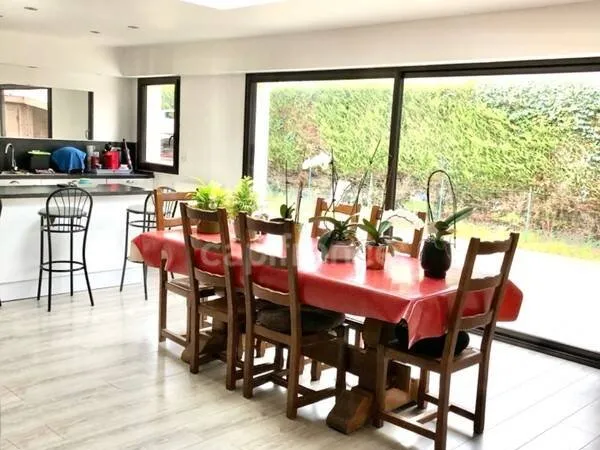 Maison 6 pièces 126 m²