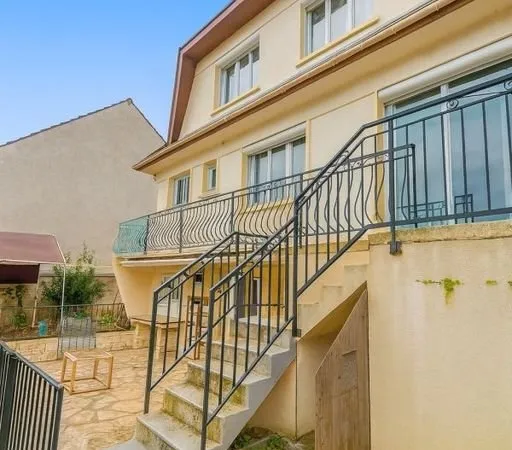 Maison de luxe 5 pièces 162 m²