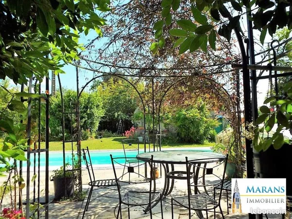 Propriété 9 pièces 229 m²