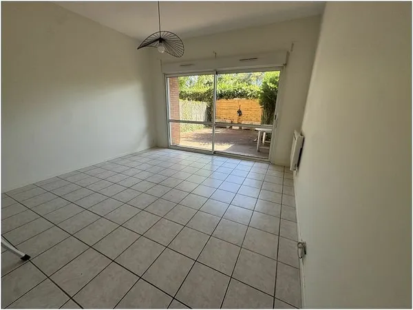 JOLI T1 avec terrasse privative