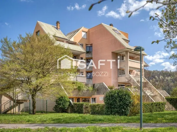 T4 à Echirolles Village de 83m2 avec terrasse