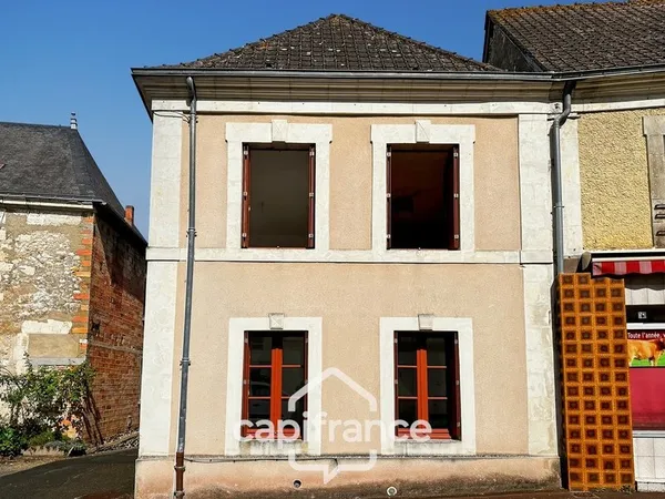 À vendre - Immeuble de deux logements à Mansigné